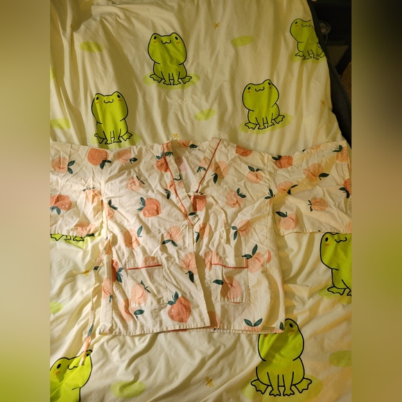 Japanese pajama - Picture 1 of 3